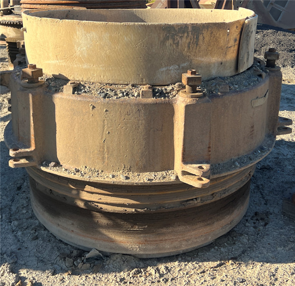 Symons-nordberg 4-1/4' Std Cone Crusher)